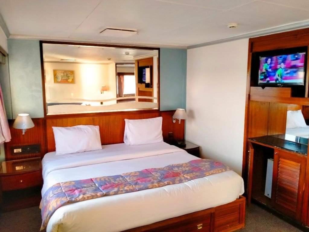 Aton Nile Cruise * El Cairo