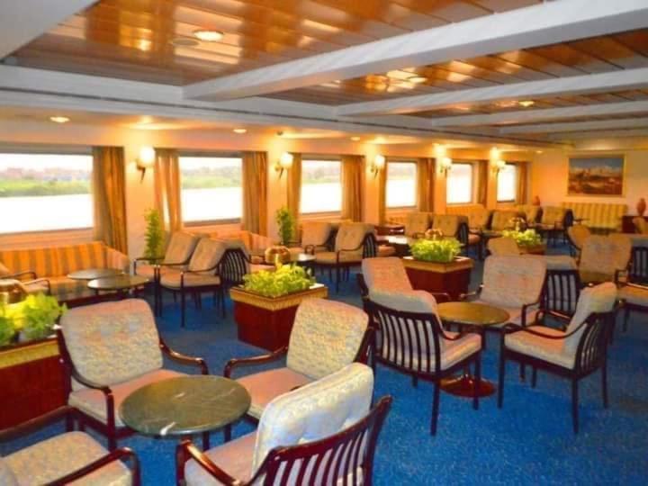 Aton Nile Cruise Hotel El Cairo