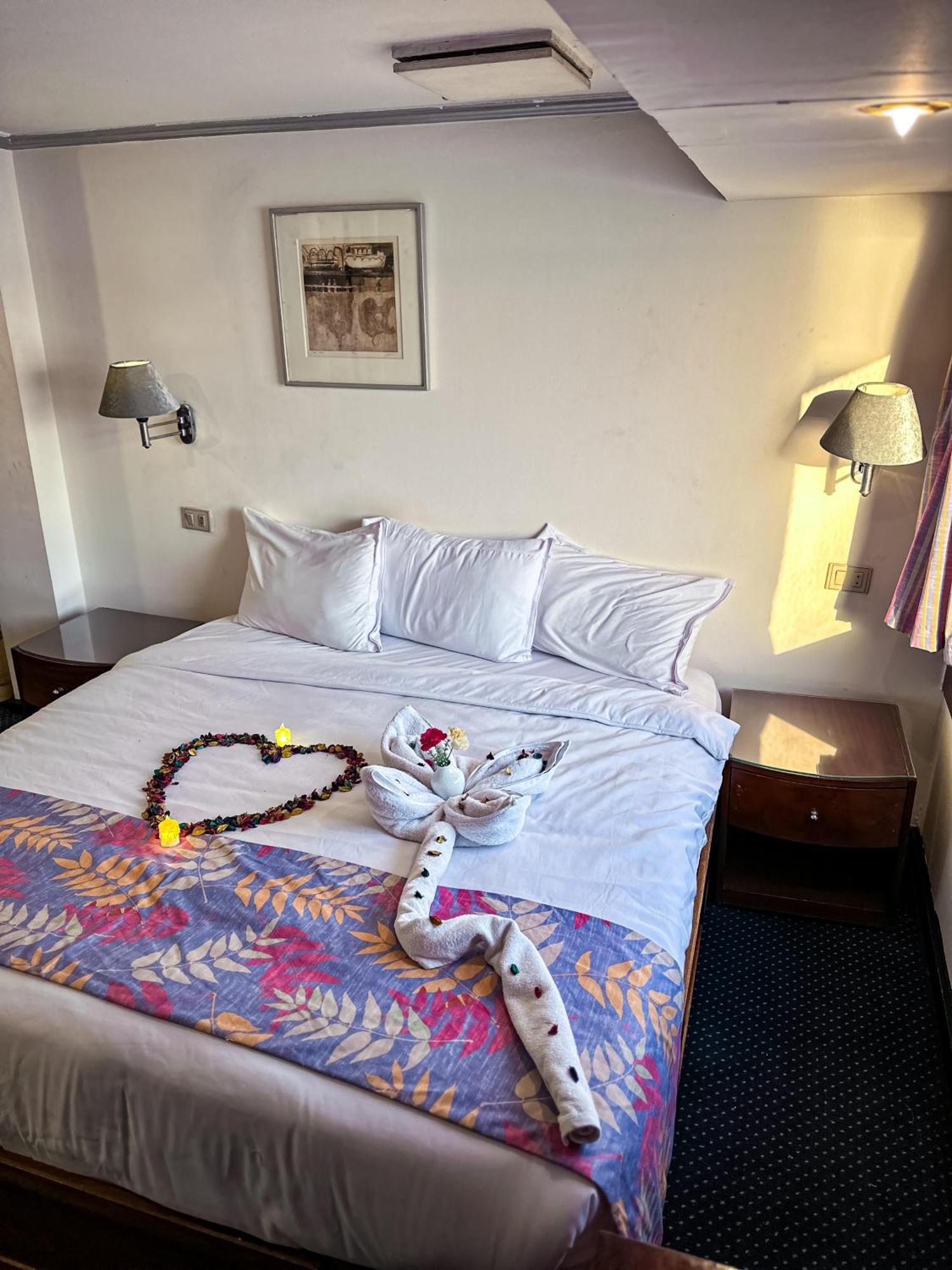 Hotel Aton Nile Cruise *